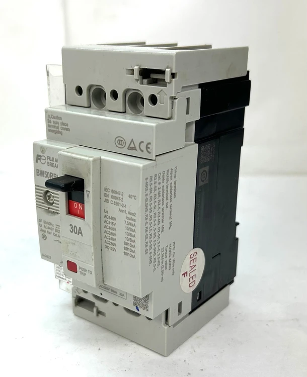 Used FUJI BW50RBGU-3P030 Circuit Breakers Kentucky US | Industrial Parts R Us Inc. #355236