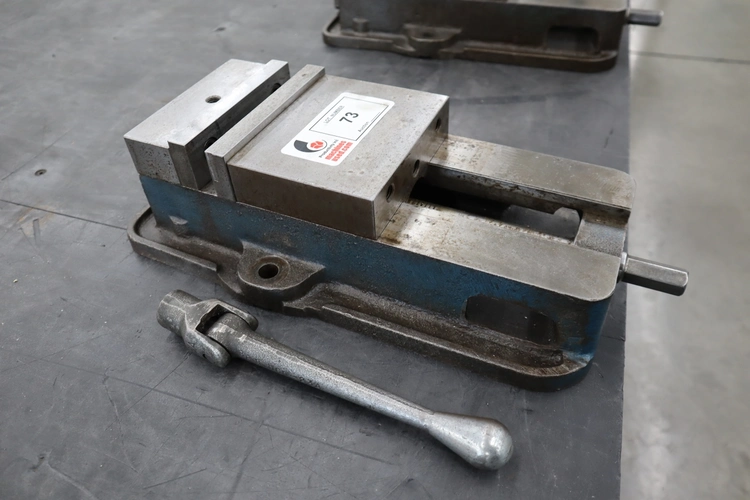 Used KURT WORKHOLDING SOLUTIONS D-675 Vises Minnesota US | Machinesused.com #1505731