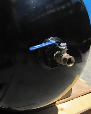 Used GARDNER DENVER HER7F-8 Tank Mounted Air Compressors California US | Bay Line Tool #1316245