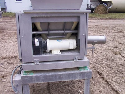 Used _UNKNOWN_ _UNKNOWN_ Volumetric Feeders Minnesota US | A&I Equipment #1317795