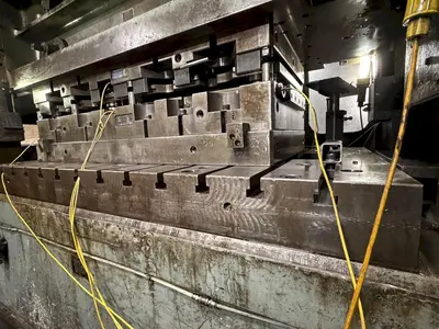 Used MINSTER PM3-300-84 Straight Side Presses Ohio US | D & D Industries #1445874