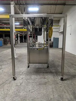 Quadro model 196S Comil