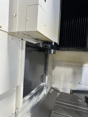 2018 OKUMA GENOS M560-V Vertical Machining Centers | Lion Machinery (4)