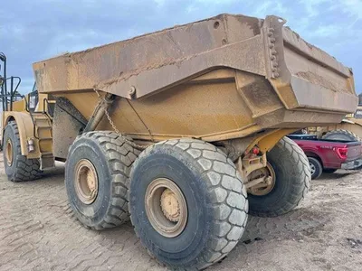 2013 Caterpillar 740B