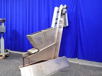 E-pack Machinery  100" X 10" Incline Conveyor Belt