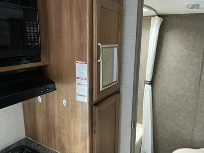 Used 2017 KEYSTONE SPRINGDALE SUMMERLAND SERIES MINI SM1800 Campers, Caravans, Motorhomes Michigan US | Miedema Asset Management Group #1397246