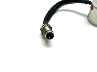 USED MAG-MATE ROUND ELECTROMAGNET, 10-32 TAP, 1" DIA, 0.75" WIDE, 24VDC, 1.4W
