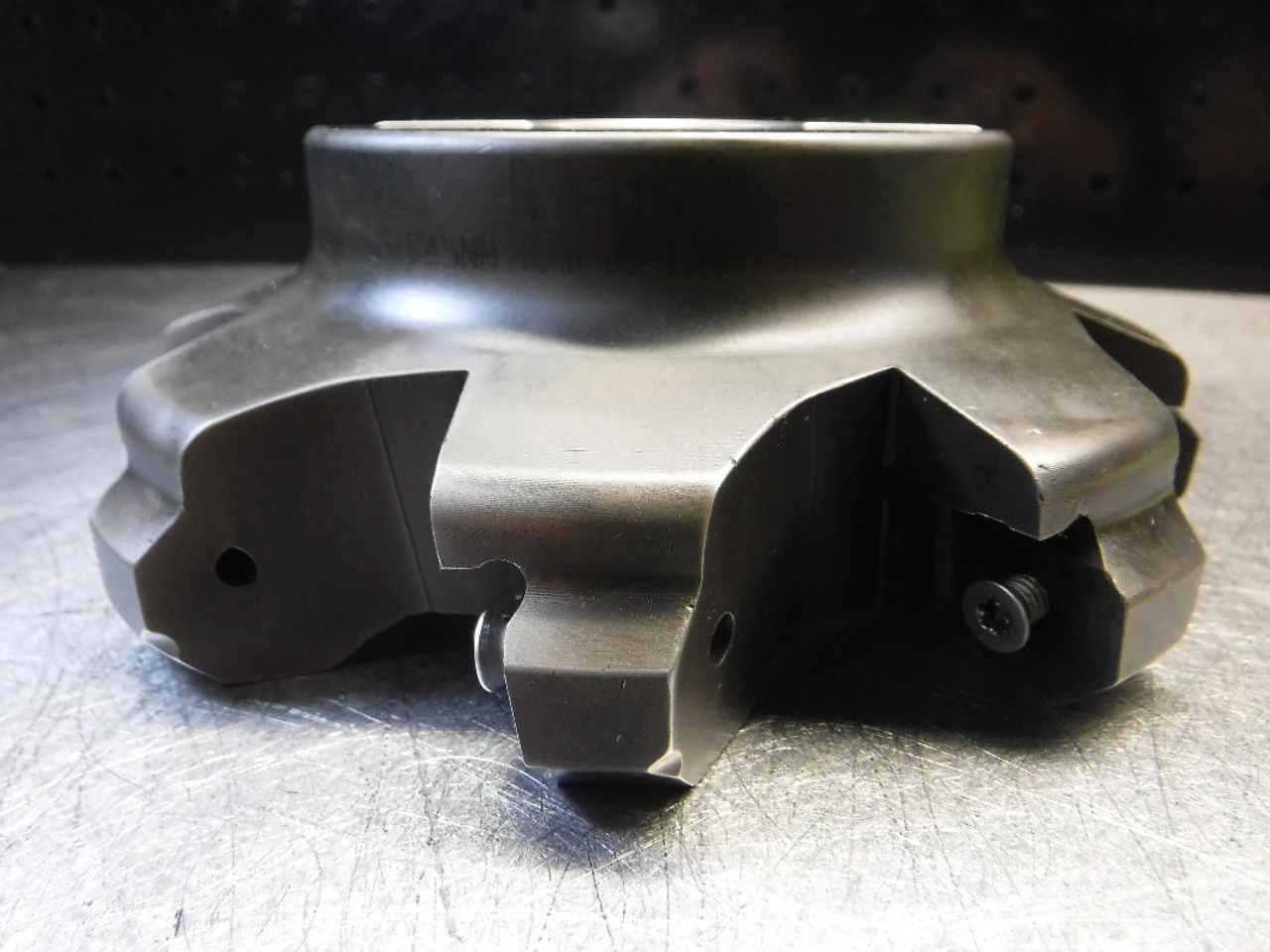 Iscar 5" Indexable Facemill 1.5" Arbor F45NM D5.0-08-1.50-R08 (LOC2411)