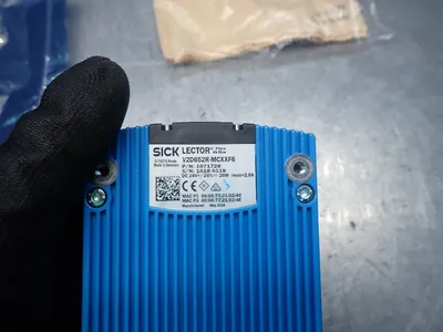 NEW SICK V2D652RMCXXF6