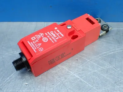 New | in-Stock ALLENBRADLEY 440KC21054 Relays & Switches Ohio US | HGR 24 #1084977