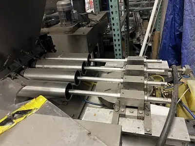 Woojung 4 piston filler