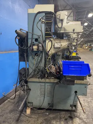 Used SWI TRAKTRM Vertical Mills Ohio US | HGR 24 #998350