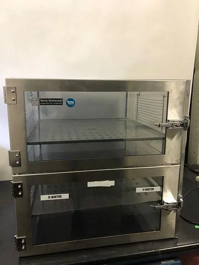 TERRA UNIVERSAL 3950-09 031202 DESICCATOR