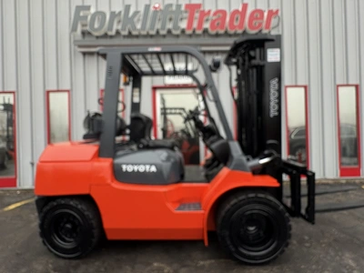 USED 2012 TOYOTA 7FGU35