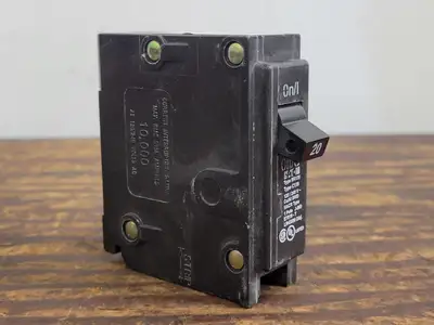 Used EATON BR120 Switchgears British Columbia CA | Lenmark #241988