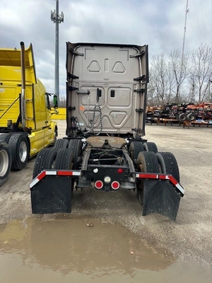 USED 2015 FREIGHTLINER CASCADIA