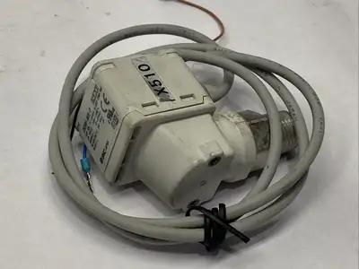 Used SMC ZSE80F-N02L-P Pressure Switches Michigan US | Maverick Industrial Sales #1481547