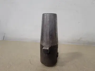 USED UNIVERSAL ENGINEERING 80344