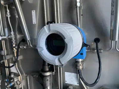 NEW ENDRESS+HAUSER TH15-YA1C3S1AK1