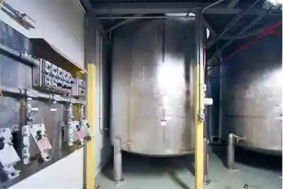 5800 gal stainless steel tank