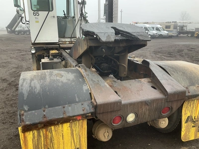 USED 2008 OTTAWA 4X2 YARD SPOTTER