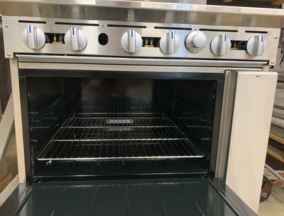 130-0048 Imperial Range IR-6 36" 6 Burner Stove & Oven