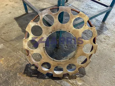 30" GIDDINGS & LEWIS Facing Head