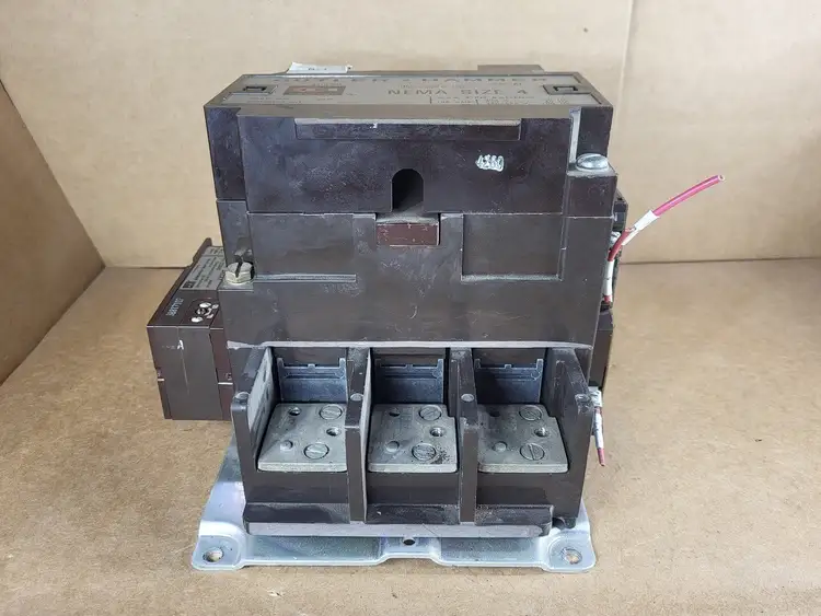 Used CUTLER-HAMMER A10FN0 Switchgears British Columbia CA | Lenmark #409311
