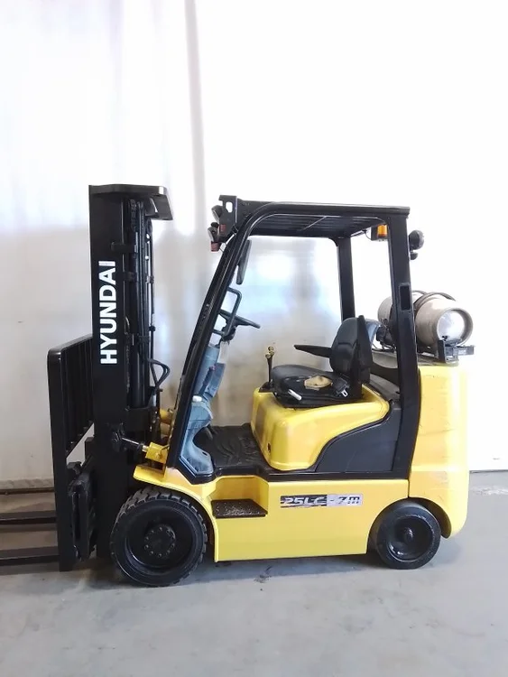 Used 2017 HYUNDAI 25LC-7M Internal Combustion Forklifts: Pneumatic Tire North Carolina US | Forklift Pro #940405