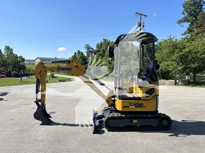 USED 2021 XCMG XE18U