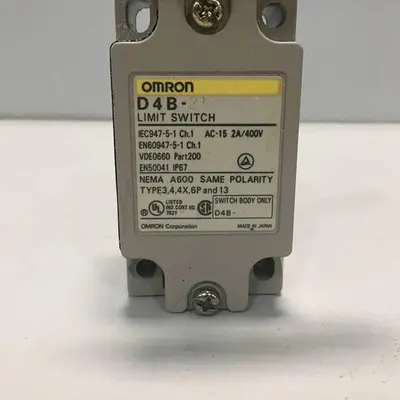 USED OMRON D4B-2115N-B