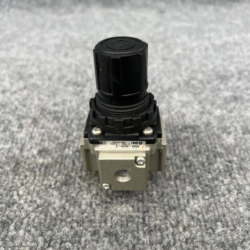 Used SMC AR25-N02H-Z Air Pressure Regulators California US | Davliegogo LLC #1705357