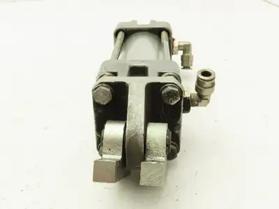 Used MECMAN _UNKNOWN_ Pneumatic Cylinders | Arrow Industrial #633567