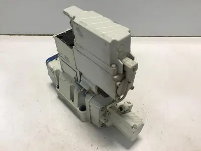 USED REXROTH 4WRLE16W180SJ3XG24K0A1M