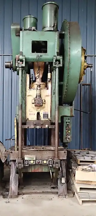 Used 1975 CLEARING 150-P-701 O.B.I. Presses Ohio US | Revelation Machinery #404872