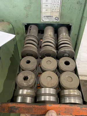 USED STRIPPIT 76001