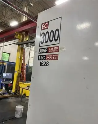 USED 2005 HAAS EC-3000