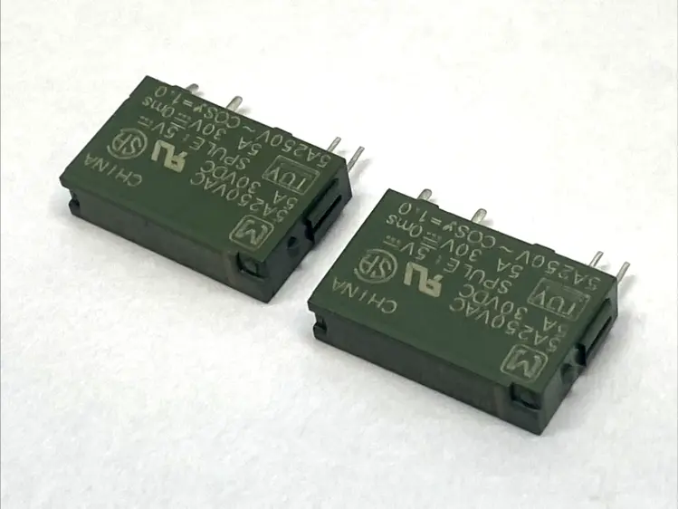Used MATSUSHITA SLIM POWER RELAY 5VDC COIL 250VAC PCB LOT OF 2 Circuit Breakers | Maverick Industrial Sales #1099059