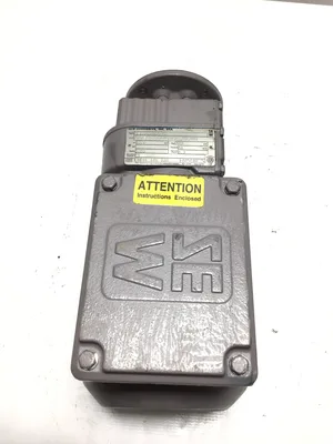 Sew-Eurodrive DFT71C4-KS/RF17DT71C4-KS Gearmotor 3PH 3.83:1 Ratio