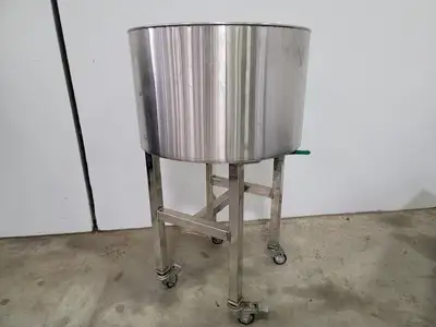 Hopper Tank w/ Drain Valve
