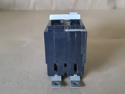 USED CUTLER-HAMMER QBGF2020