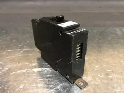 USED CUTLER-HAMMER GBH1015