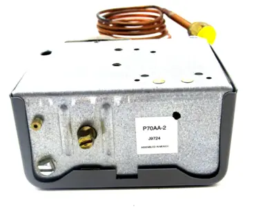 NEW JOHNSON CONTROLS P70AA-2 PRESSURE SWITCH P70AA2