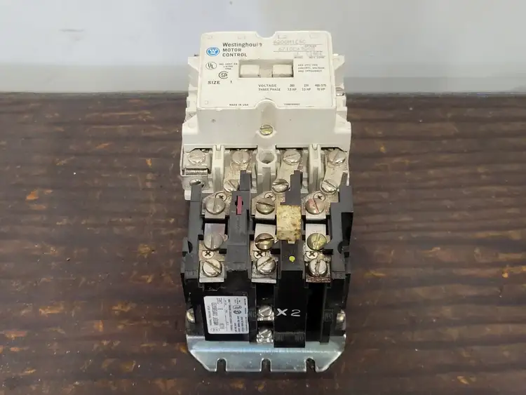 Used WESTINGHOUSE A200M1CAC Switchgears British Columbia CA | Lenmark #242497