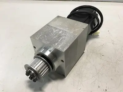 USED YASKAWA SGM-02A312