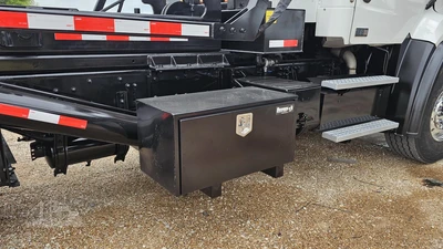 Used 2019 FREIGHTLINER 108SD Hooklifts & Roll-Offs Texas US | Roll Off Truck World #1491807