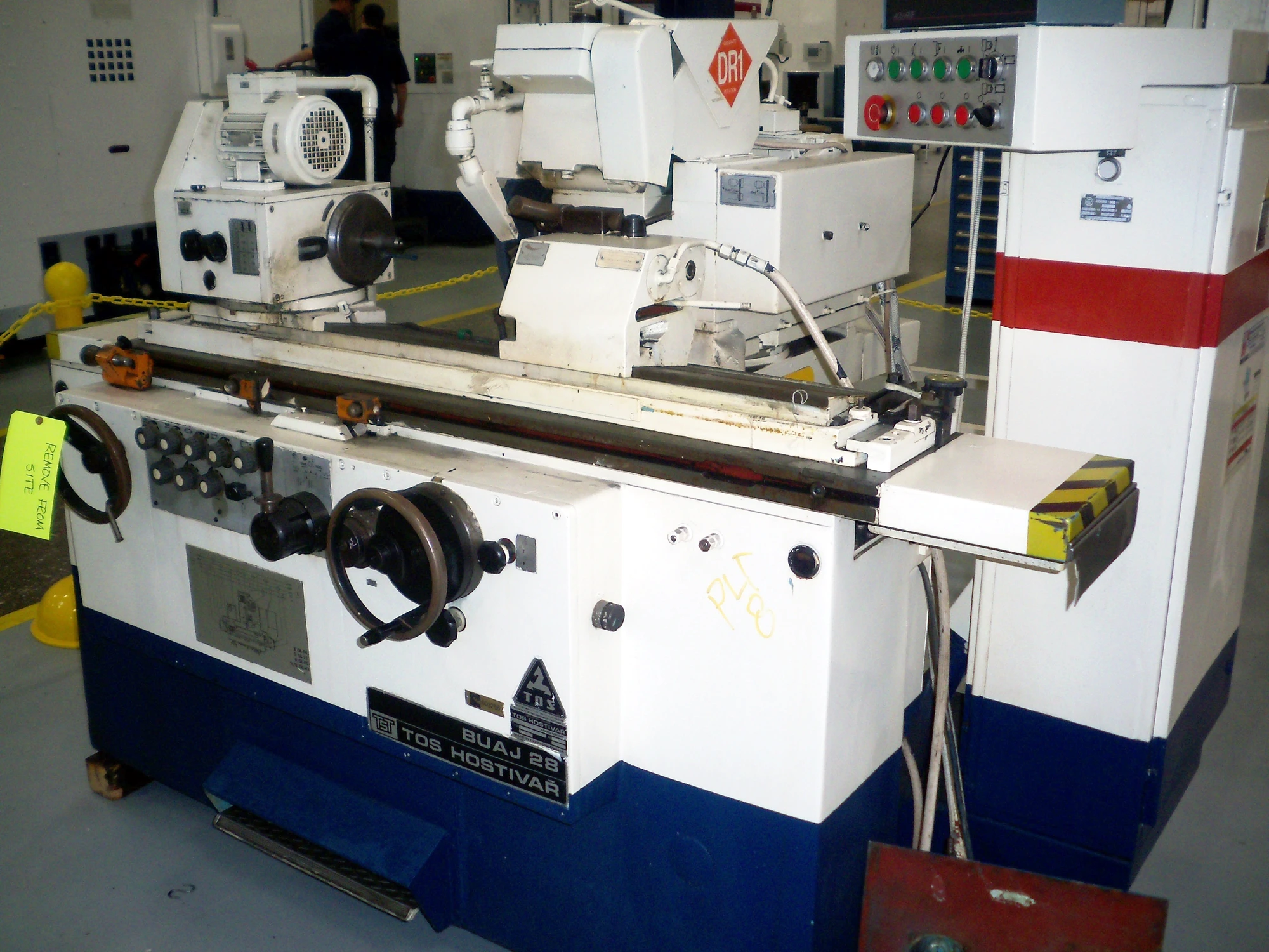 Used 1990 TOS HOSTIVAR BUAJ 28 Universal Cylindrical Grinders Pennsylvania US | Hadanich Machine #1439150