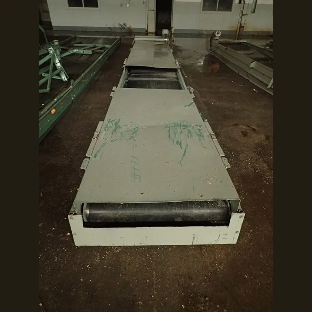 Roach 36 in. x 24 ft. Cleated Conveyor