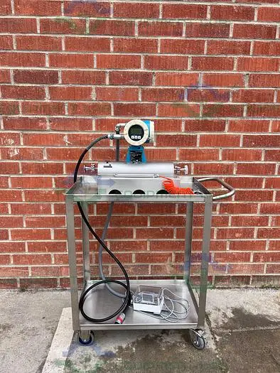 Used ENDRESS + HAUSER PROMASS 83 MASS FLOWMETER  W/ 1" SANITARY FITTING, CART Flowmeters California US | Equipment Lab #485564