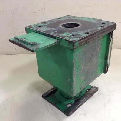 USED METAL FABRICATOR MAGNET